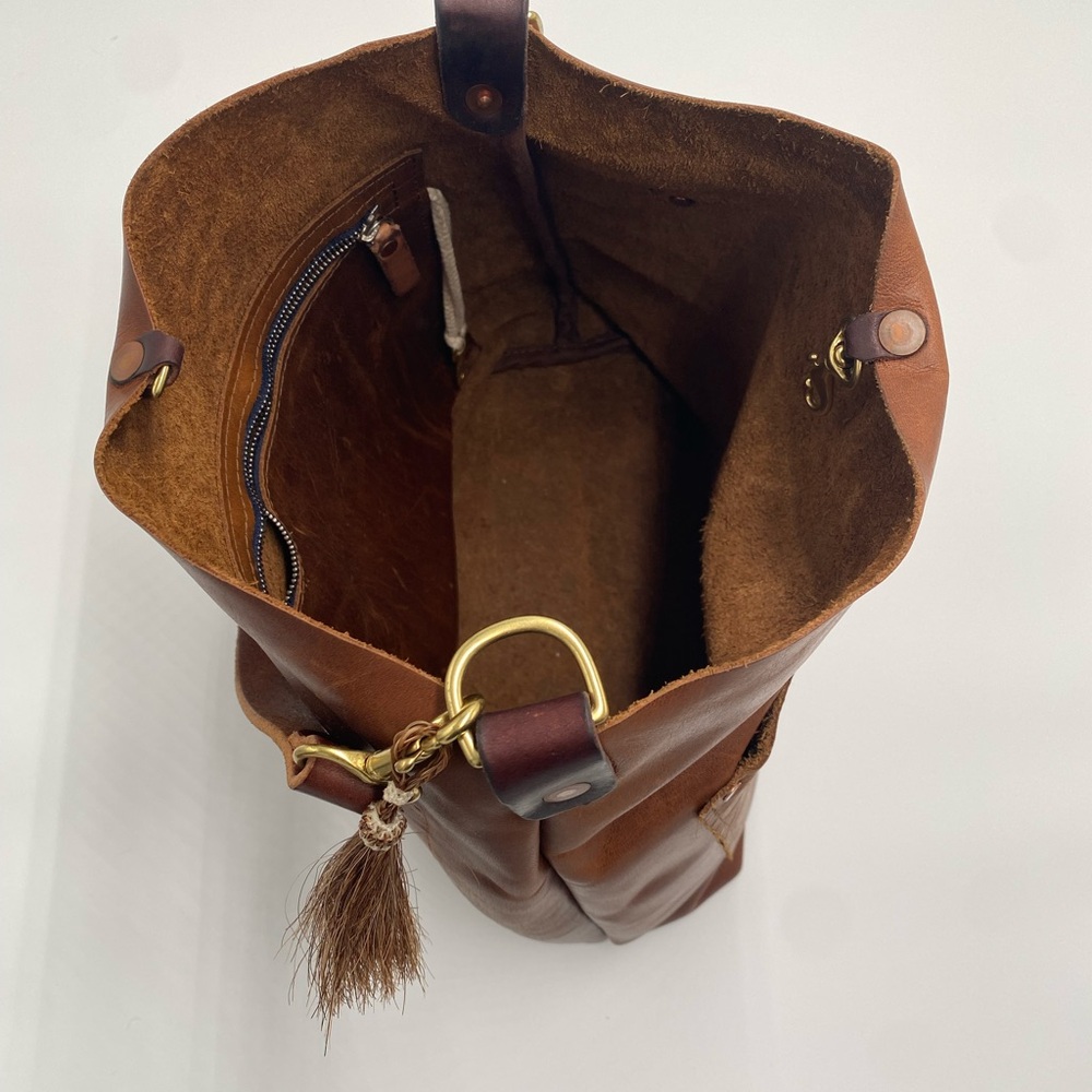 Meanwhile Back on the Farm Carryall and Crossbody - Picture 4 of 11